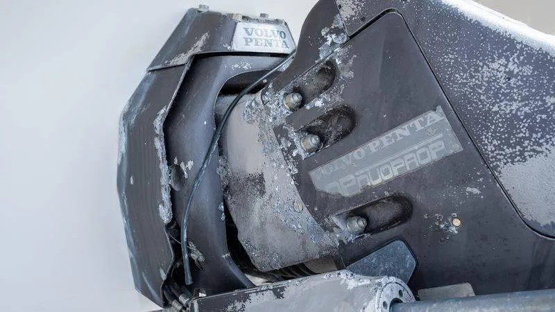 Slide: The Image of Crownline Boats 210 CCR 1998 - 32