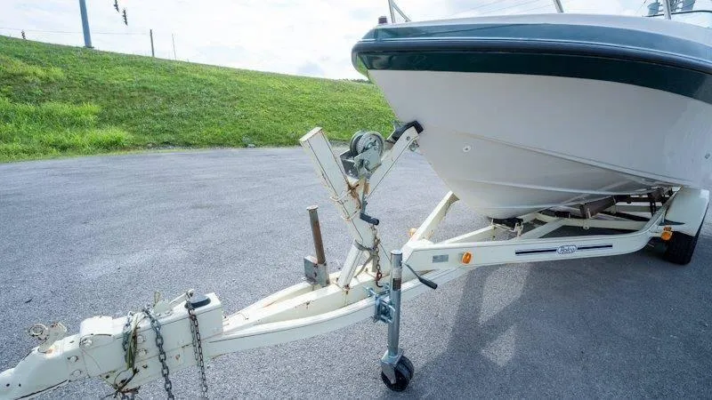 Slide: The Image of Crownline Boats 210 CCR 1998 - 35