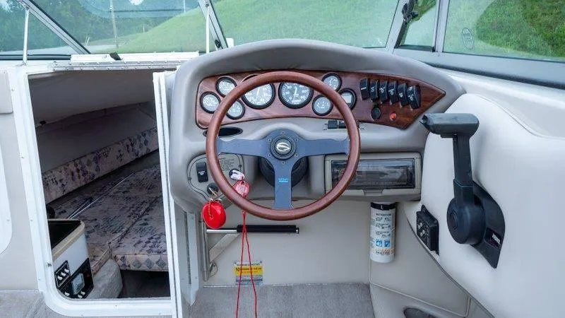 Slide: The Image of Crownline Boats 210 CCR 1998 - 36