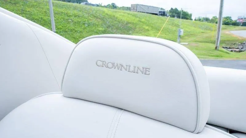 Slide: The Image of Crownline Boats 210 CCR 1998 - 46