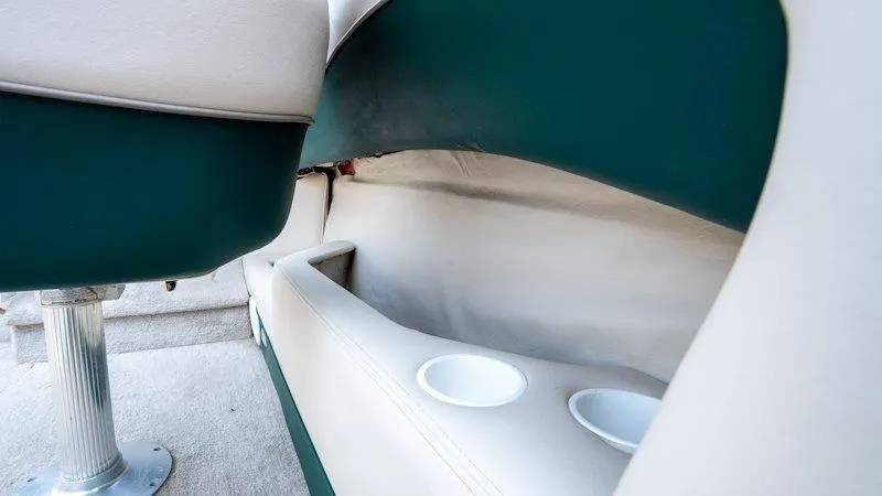 Slide: The Image of Crownline Boats 210 CCR 1998 - 50