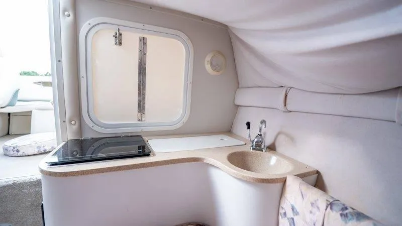 Slide: The Image of Crownline Boats 210 CCR 1998 - 55