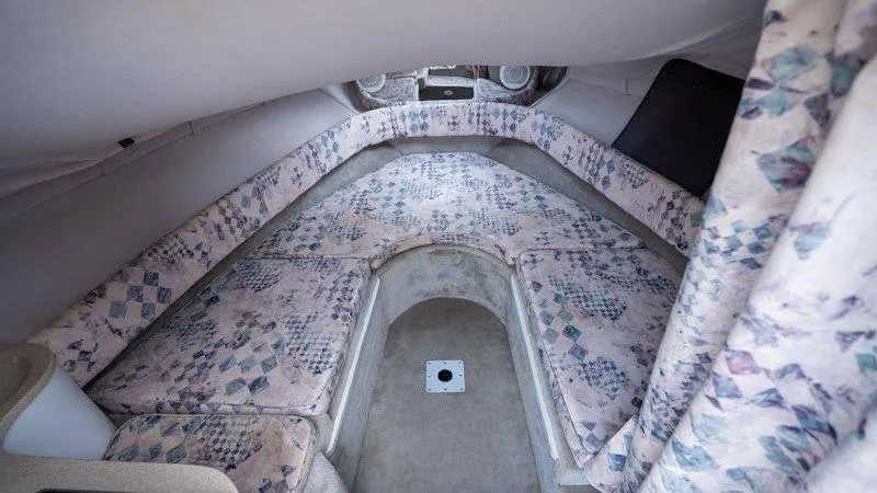 Slide: The Image of Crownline Boats 210 CCR 1998 - 57