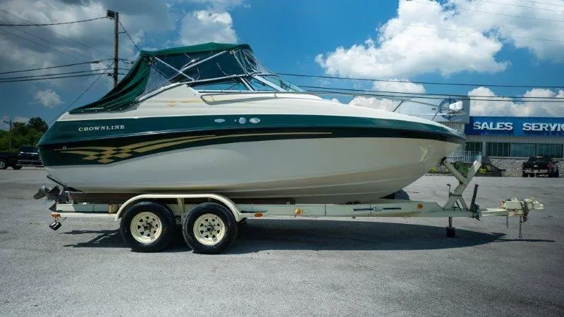 Slide: The Image of Crownline Boats 210 CCR 1998 - 87