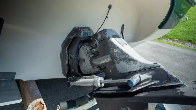 Slide: The Image of Crownline Boats 210 CCR 1998 - 94