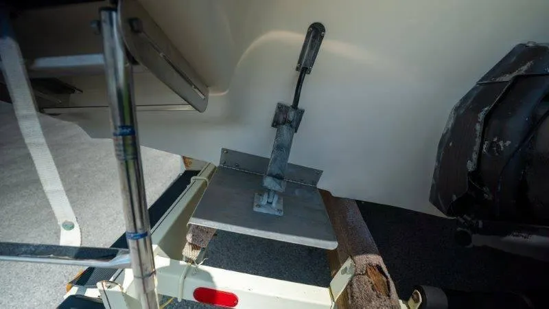 Slide: The Image of Crownline Boats 210 CCR 1998 - 99