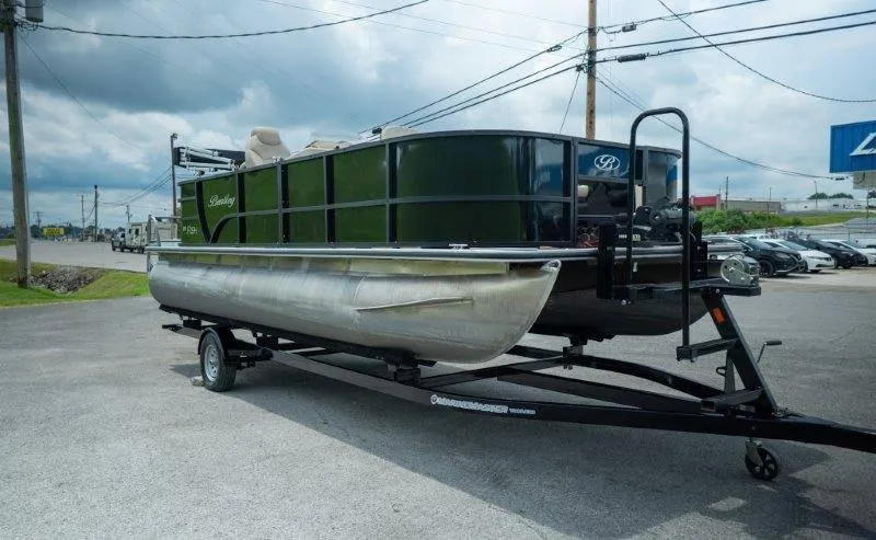 Slide: The Image of Bentley Pontoons 200 4 Fish 2023 - 44