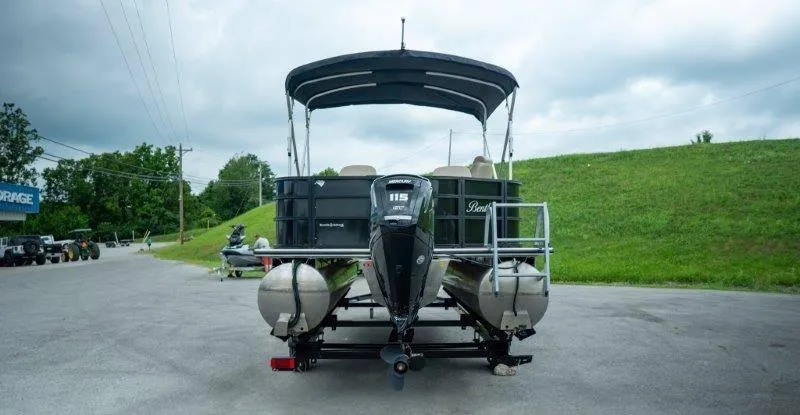 Slide: The Image of Bentley Pontoons 200 4 Fish 2023 - 7