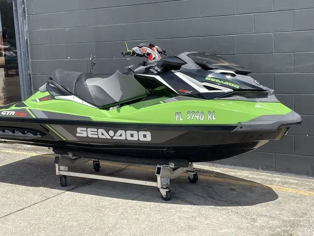 Slide: The Image of Sea-Doo GTR 2017 - 13
