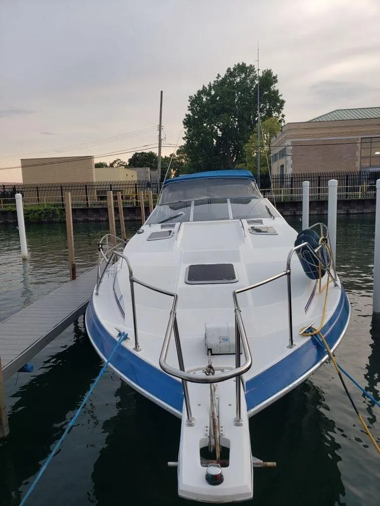 Slide: The Image of Bayliner Avanti 3255 Sunbridge 1989 - 2