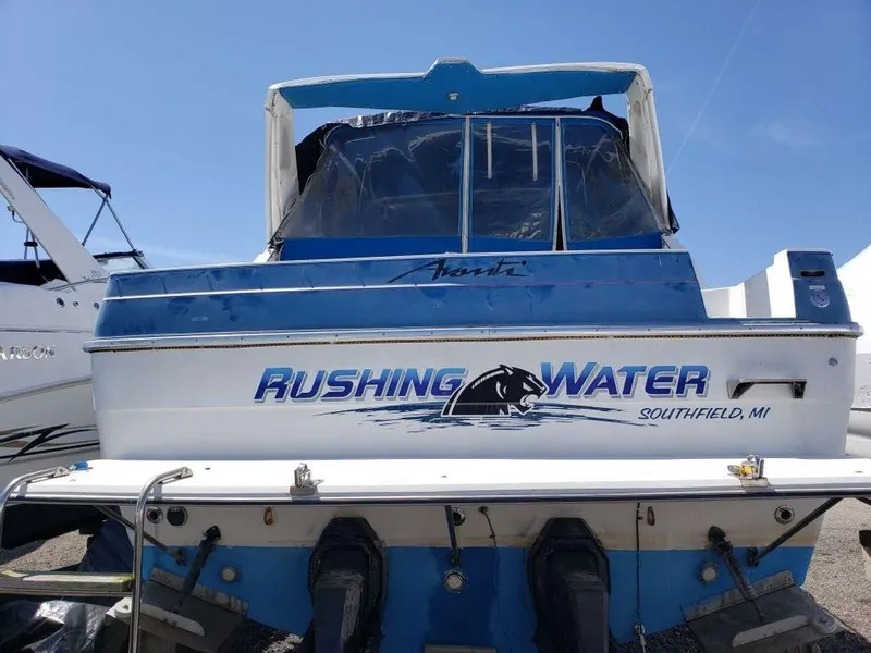 Slide: The Image of Bayliner Avanti 3255 Sunbridge 1989 - 4