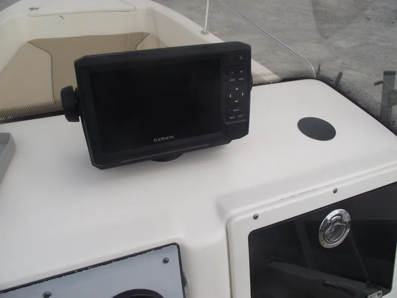 Slide: The Image of Garmin device on 2018 Scout 175 Sportfish boat dashboard. - 20