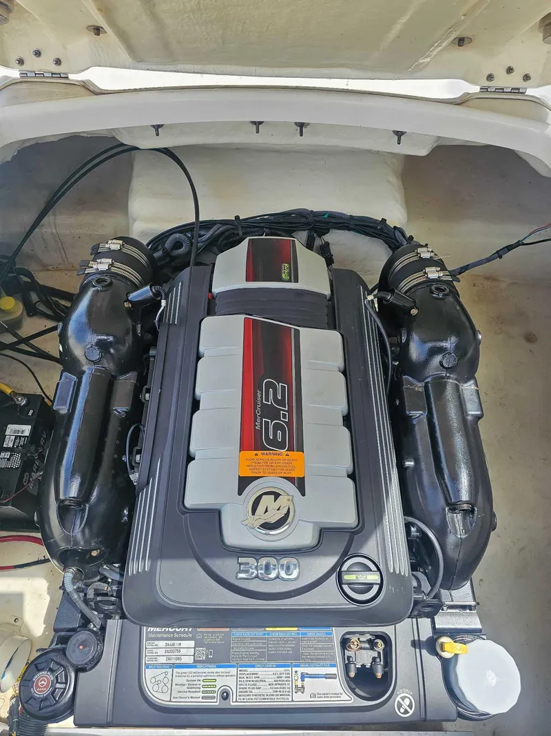 Slide: The Image of Chaparral 244 Sunesta 2017 - 16