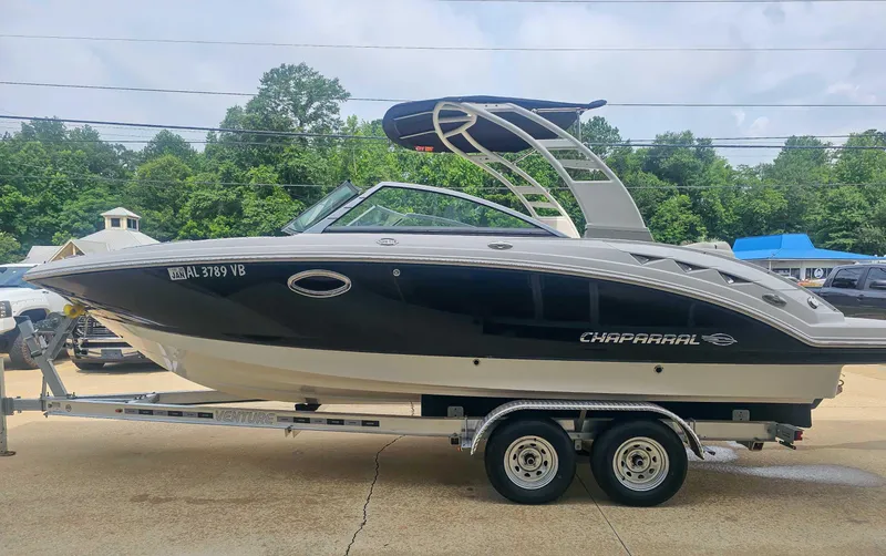 Slide: The Image of Chaparral 244 Sunesta 2017 - 6