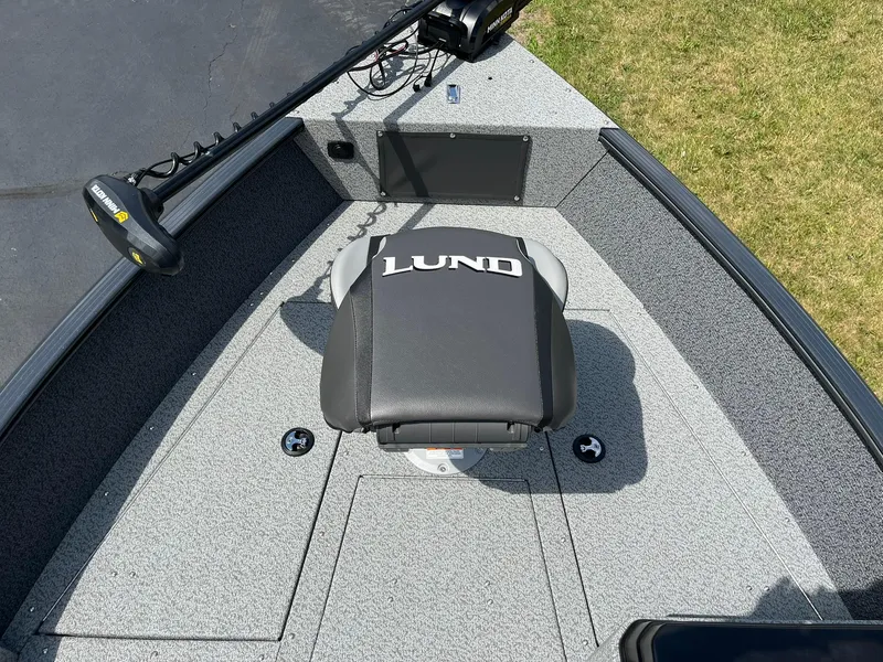 Slide: The Image of 2026 Lund 1775 Adventure SS boat interior with Minn Kota trolling motor. - 11
