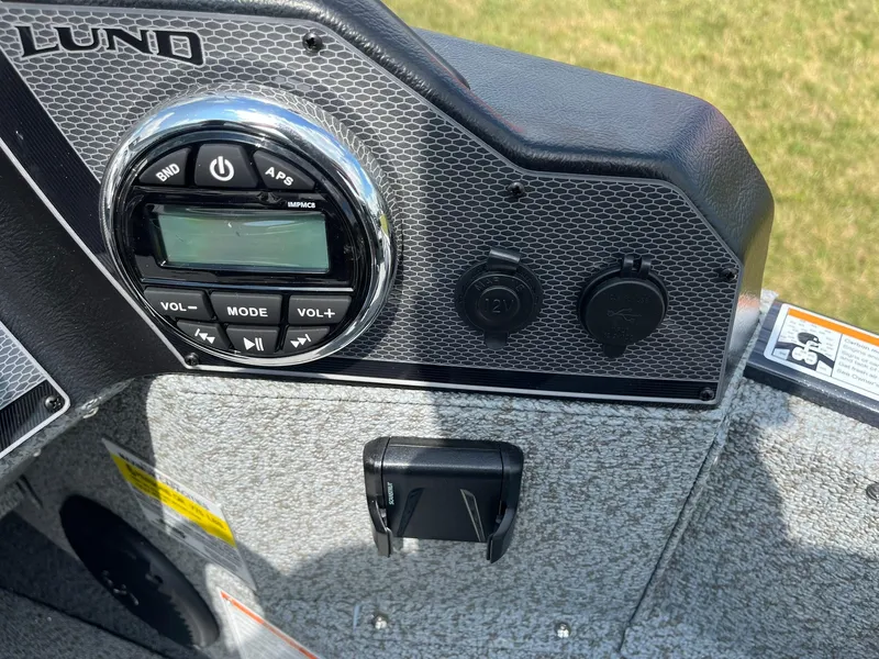 Slide: The Image of Helm - 15