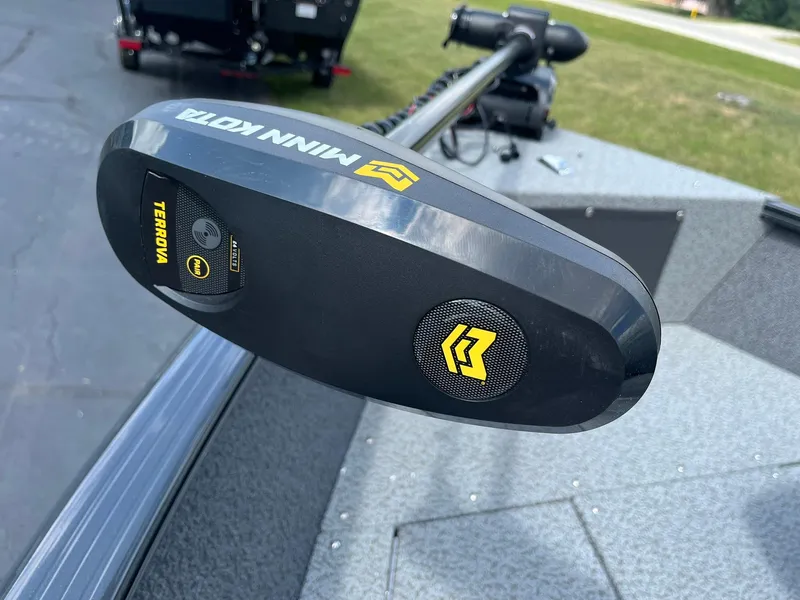 Slide: The Image of Minn Kota Terrova motor on 2026 Lund 1775 Adventure SS boat deck. - 22