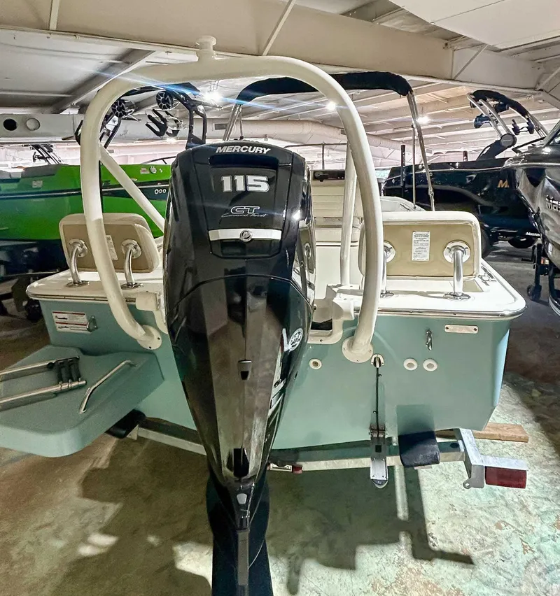 Slide: The Image of Boston Whaler 170 Montauk 2025 - 4