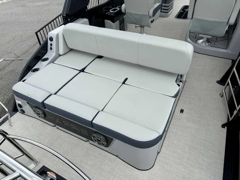 Slide: The Image of Harris GRAND MARINER 250 SLDH 2025 - 11