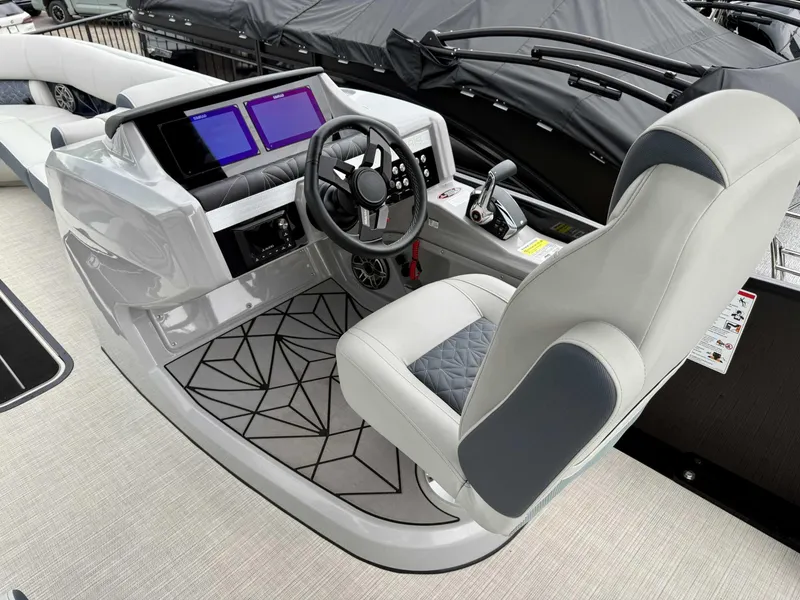 Slide: The Image of Harris GRAND MARINER 250 SLDH 2025 - 15