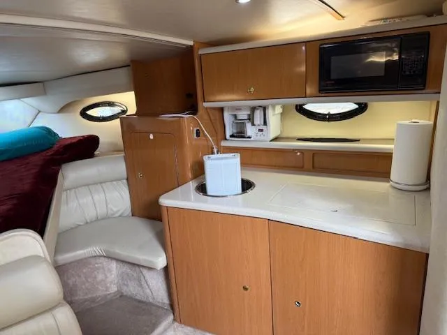 Slide: The Image of Regal Commodore 3260 2001 - 16