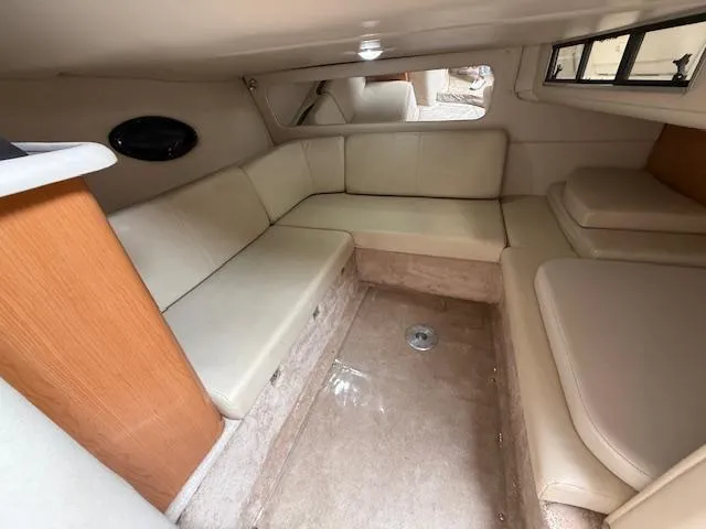 Slide: The Image of Regal Commodore 3260 2001 - 18