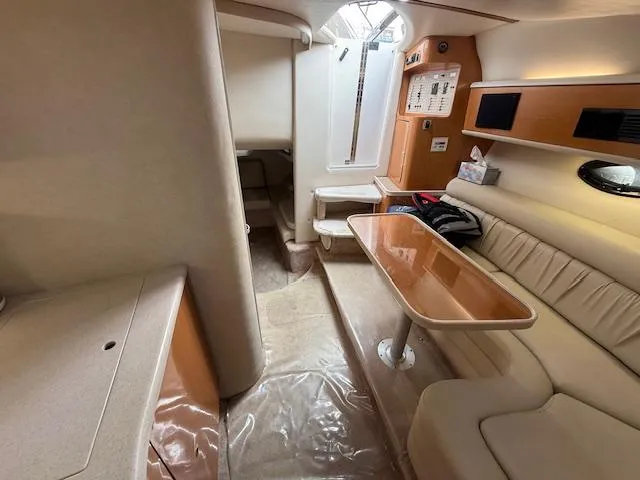 Slide: The Image of Regal Commodore 3260 2001 - 26