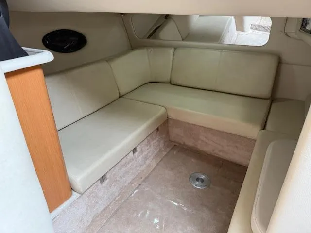 Slide: The Image of Regal Commodore 3260 2001 - 27