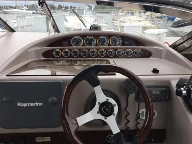 Slide: The Image of Regal Commodore 3260 2001 - 28