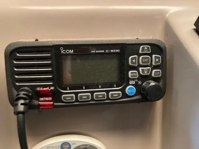 Slide: The Image of Regal Commodore 3260 2001 - 35