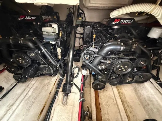 Slide: The Image of Regal Commodore 3260 2001 - 38