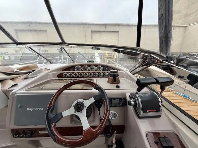 Slide: The Image of Regal Commodore 3260 2001 - 41