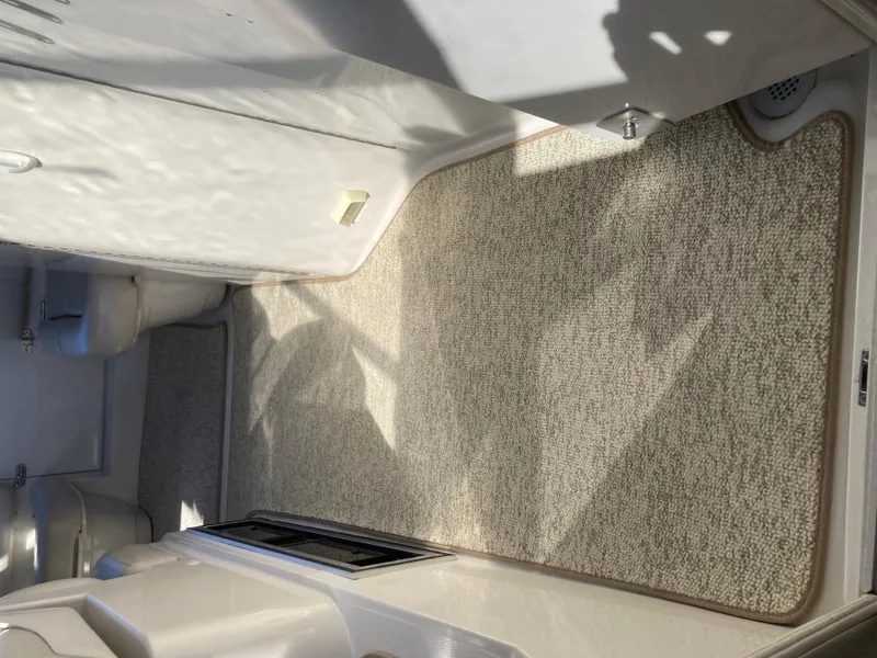 Slide: The Image of Regal Commodore 3260 2001 - 48