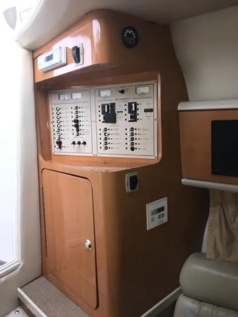 Slide: The Image of Regal Commodore 3260 2001 - 63