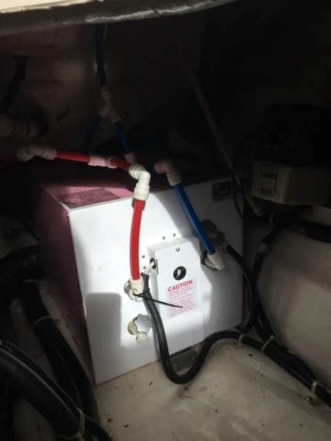 Slide: The Image of Regal Commodore 3260 2001 - 70