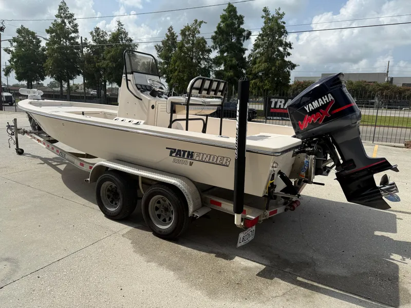 Slide: The Image of 2006 Pathfinder 2200v boat on trailer with Yamaha VMAX outboard motor. - 5