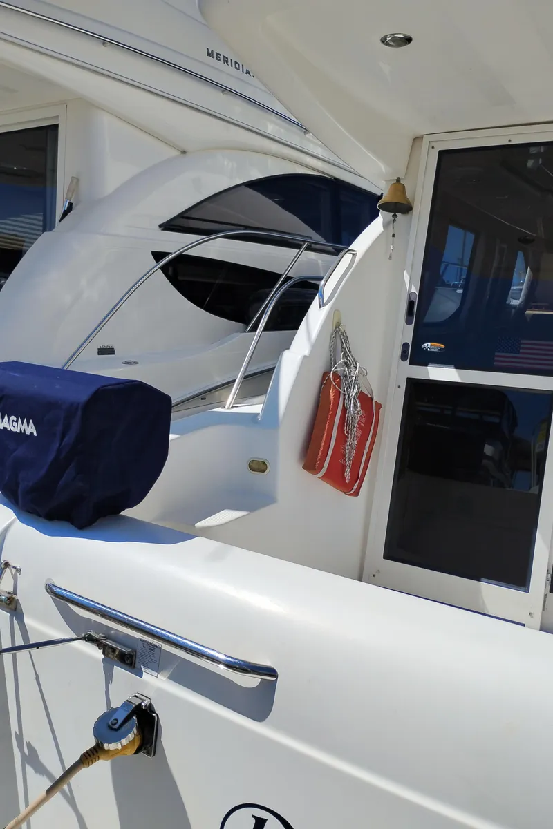 Slide: The Image of 2001 Bayliner 3488 Command Bridge Motoryacht, featuring sleek design and modern amenities. - 10