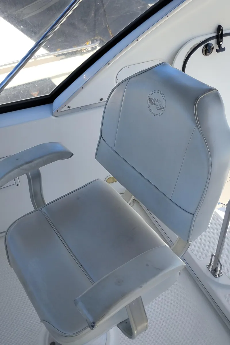 Slide: The Image of Captain's chair on 2001 Bayliner 3488 Command Bridge Motoryacht. - 21
