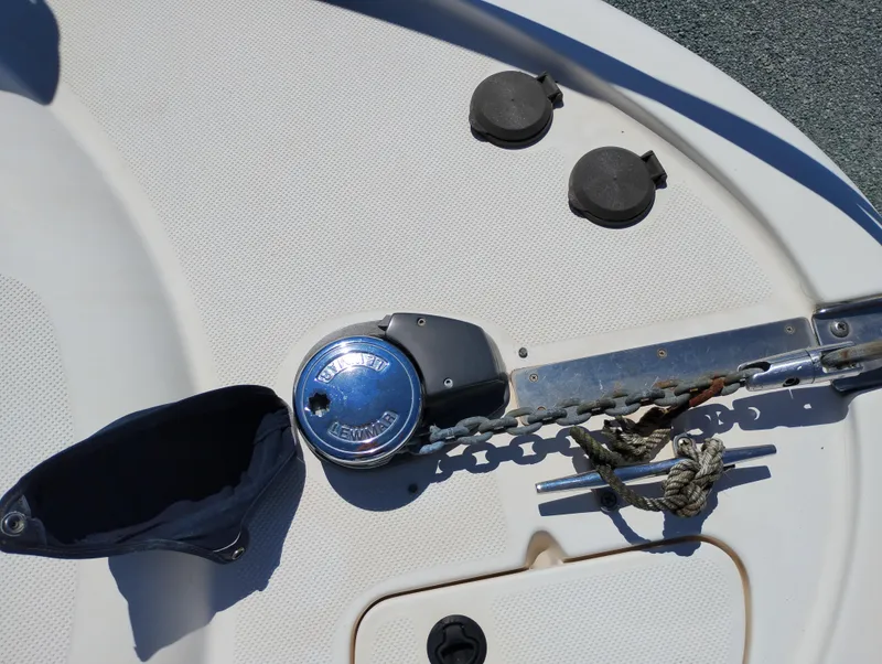 Slide: The Image of Bayliner 3488 Command Bridge Motoryacht 2001 - 69