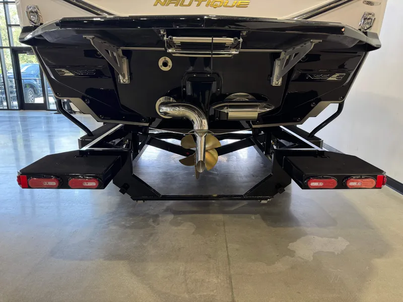 Slide: The Image of Nautique Super Air Nautique G25 2026 - 7