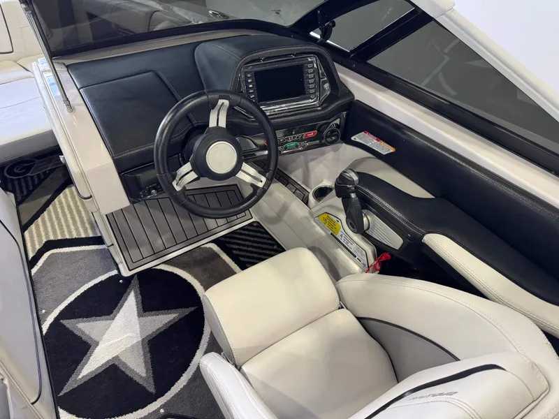 Slide: The Image of Nautique Super Air Nautique G23 2013 - 22