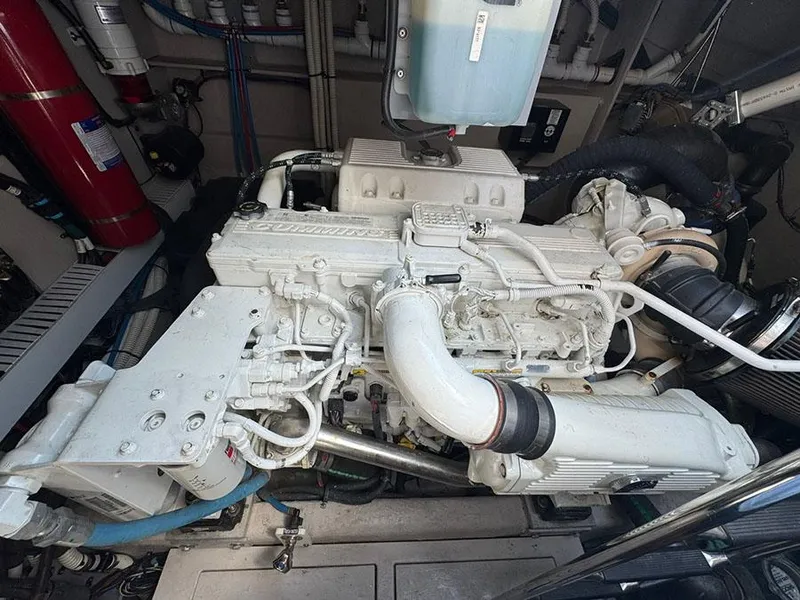 Slide: The Image of Sea Ray Sundancer 510 2015 - 50