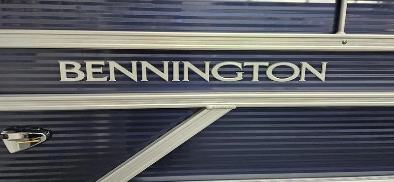 Slide: The Image of Bennington 20 SL 2026 model, sleek design with metallic accents. - 4