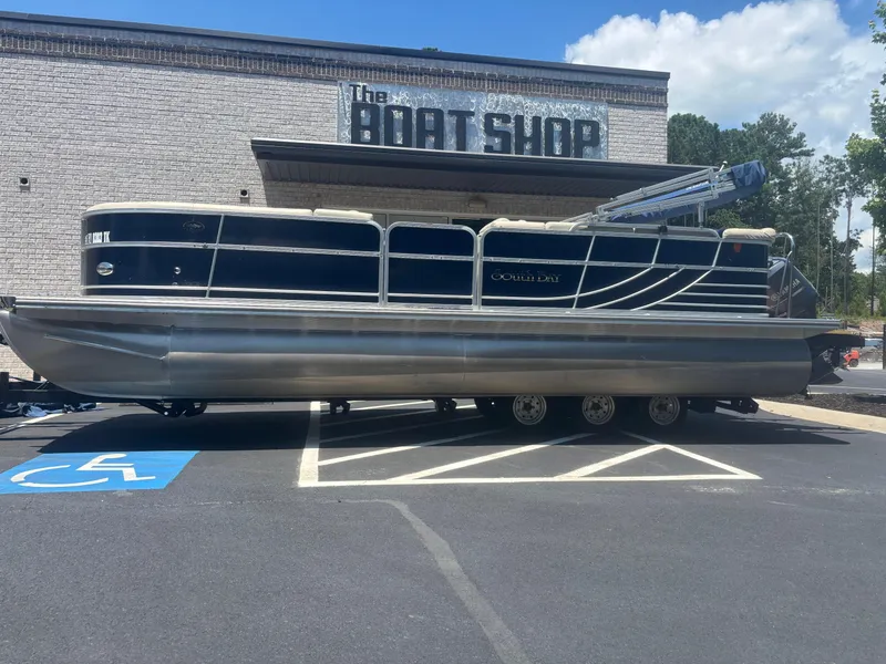 The Image of 2013 South Bay 522CR TT pontoon boat parked at The Boat Shop. - 0