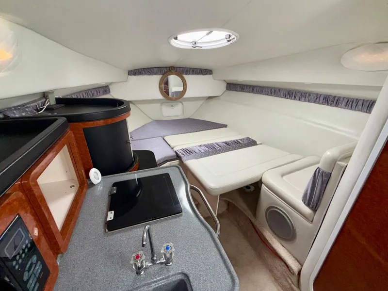 Slide: The Image of Wellcraft 2600 Martinique 2002 - 15