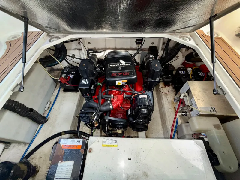 Slide: The Image of Wellcraft 2600 Martinique 2002 - 23