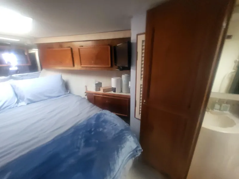 Slide: The Image of Ocean Yachts 48 1989 - 72