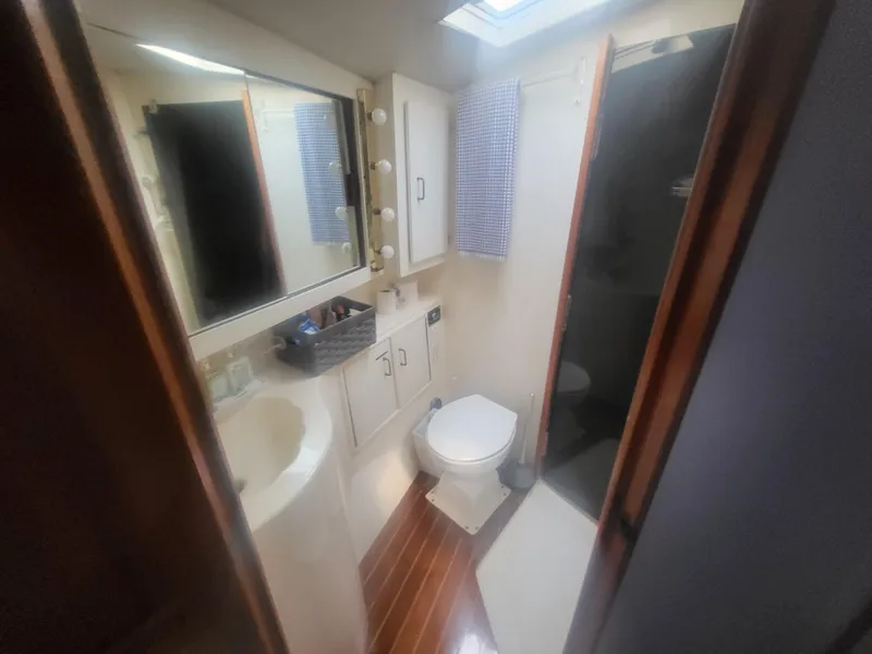 Slide: The Image of Ocean Yachts 48 1989 - 73