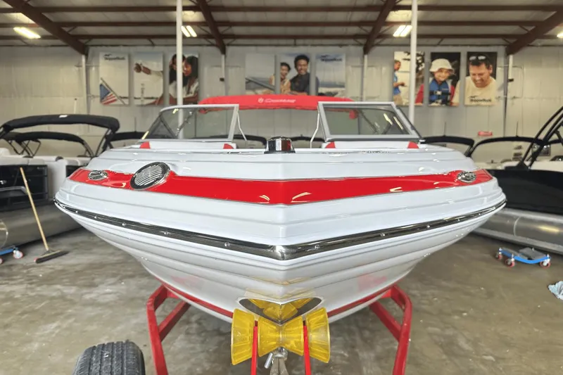 Slide: The Image of Crownline Boats 225 SS 2019 - 2