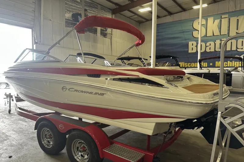 Slide: The Image of Crownline Boats 225 SS 2019 - 3